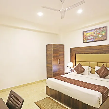 ホテル The Kiara Near Delhi Airport-Free Airport Drop